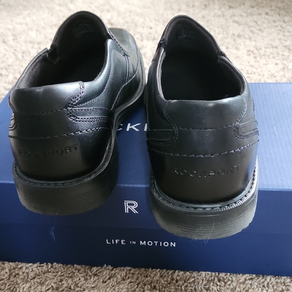 Rockport Black Slip-On Loafers with Quality Stitching - Picture 3 of 8